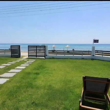 Thea Suites Nea Kallikrateia Esterno foto